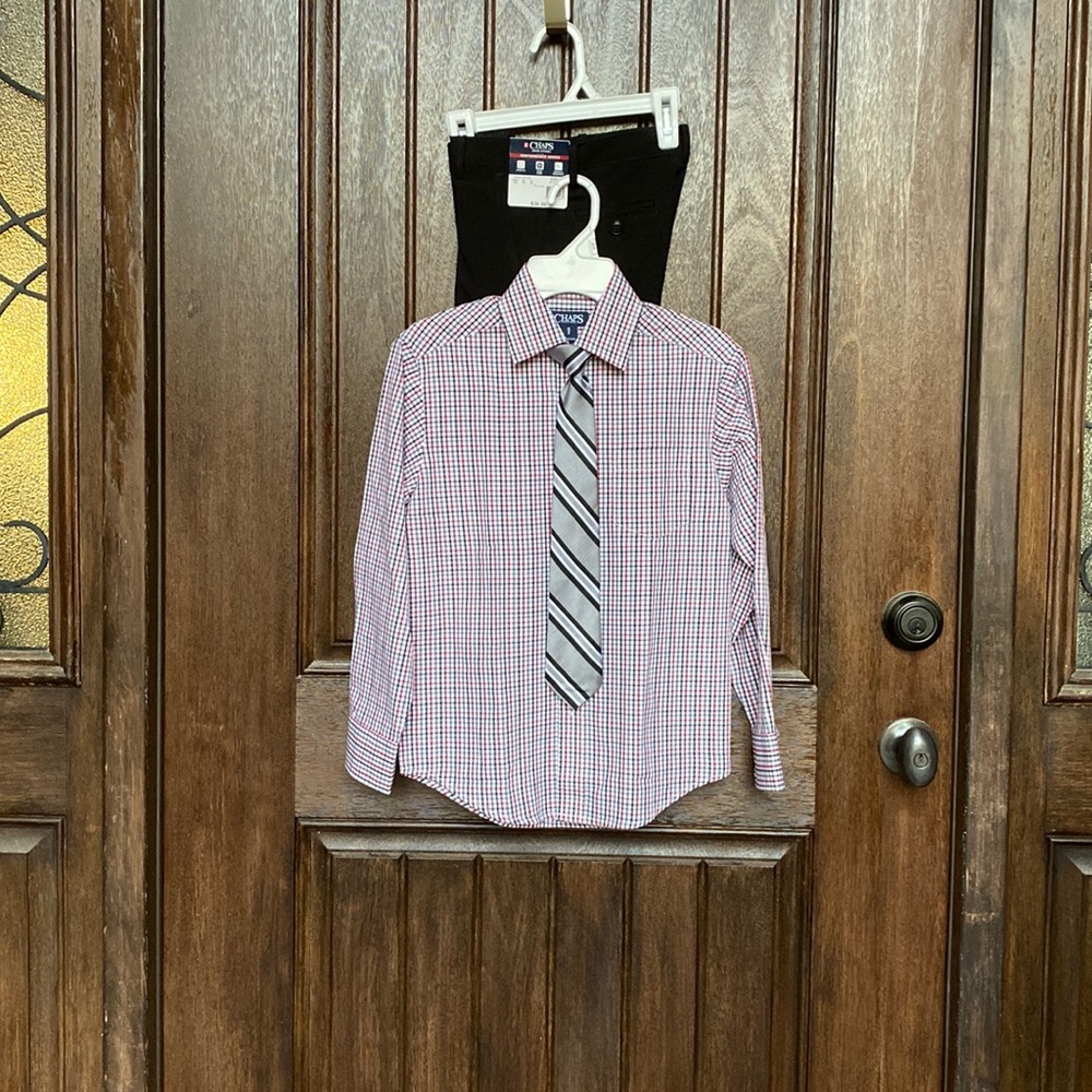 Chaps dress suit